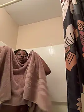 choclatepeaach webcam