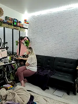 scarletcallings_420 - ScarletCallings_420's free webcam