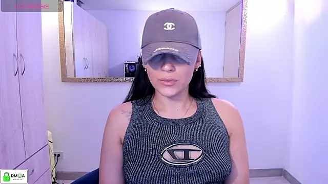 EricaVanderhill webcam