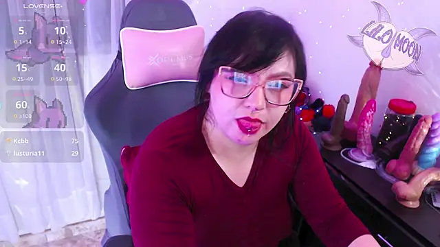 LiloMoon69 webcam