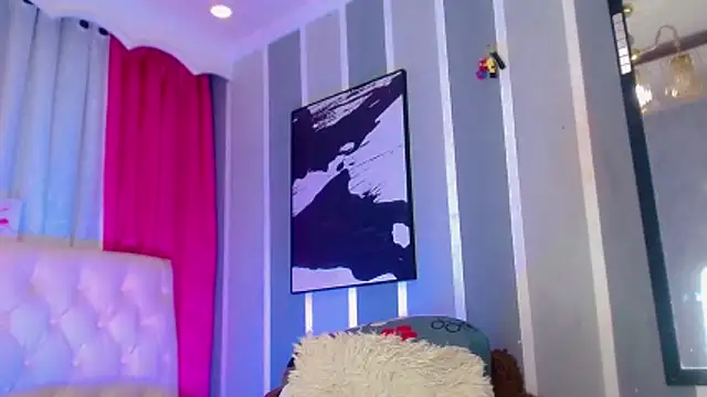 Julia_Bulette1 webcam