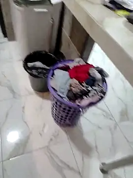 Billie_Eilish___ webcam