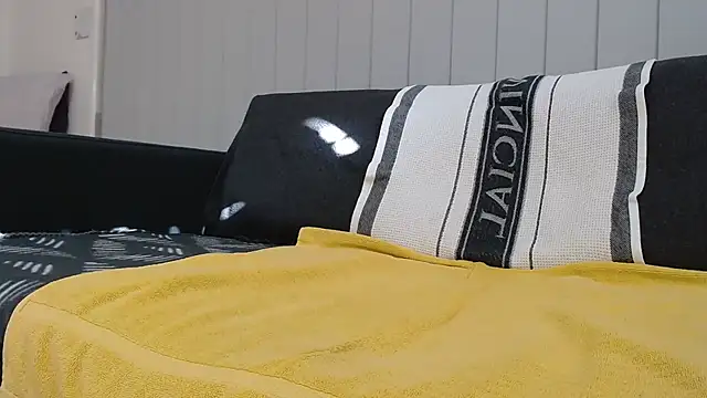 lilchristian@xh webcam