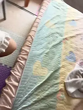 美女qwe522522在线直播