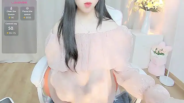 sweet-shuna - Sweet-Shuna's free webcam - UK Sex Cams