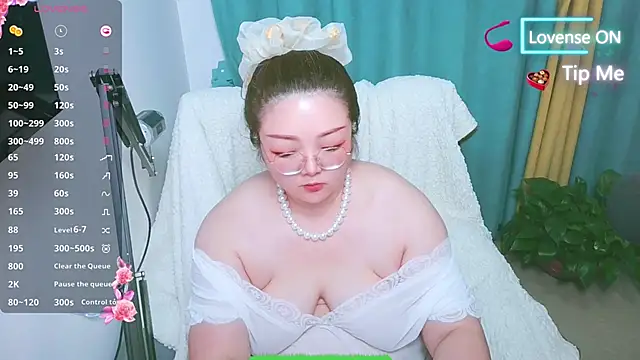 AngelwithEcup webcam