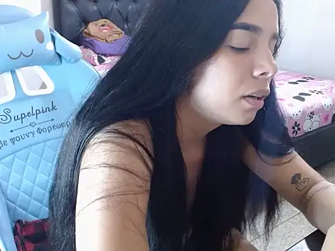 nathasha_Angi webcam