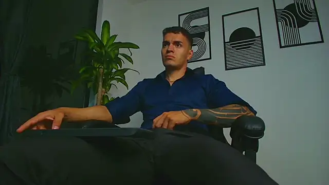 ALPHA_DOMINUS_ webcam