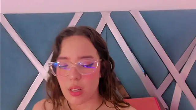 aniemorningstar webcam