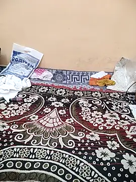 Webcam Model (Rising_Queen) is live