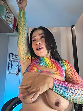 AsianMilfSheryl webcam