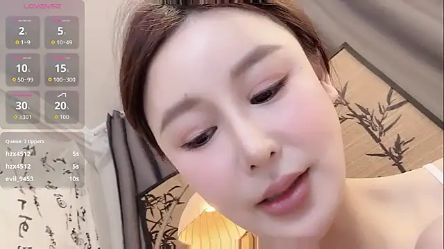 camille-w's live cam