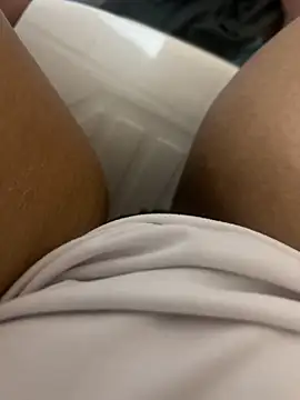 Webcam Model (tunenarica22) is live