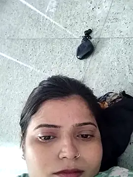 Webcam Model (Jaan-Heart)  is live.Free join now!