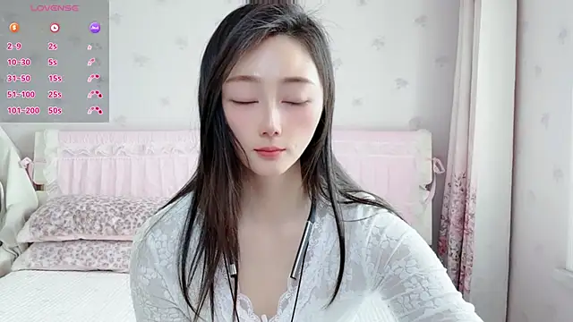 anjila888 Stripchat cam model