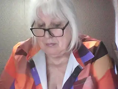 alexia64231 - Alexia64231's free webcam - UK Sex Cams