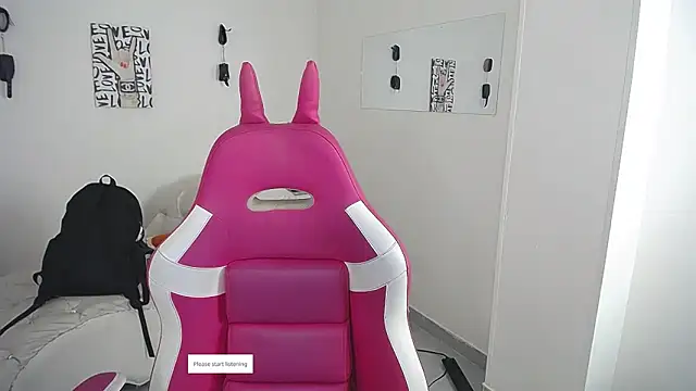 Leonard_Price webcam