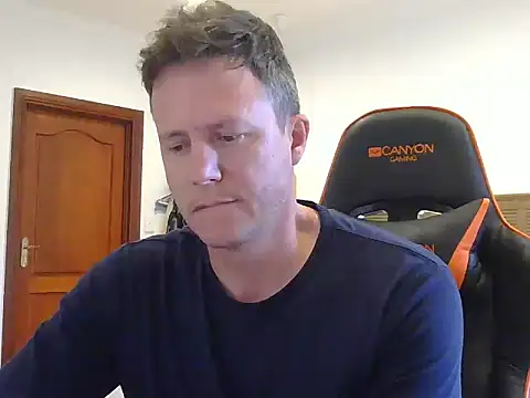 TroyDieselXXX webcam