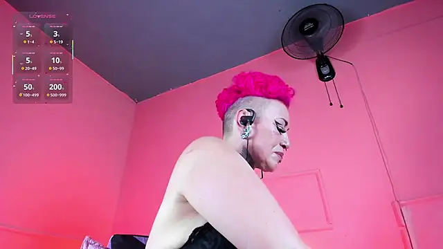 MATURE_HARDCORE webcam