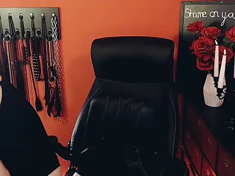 _MissJaneWarren_ webcam