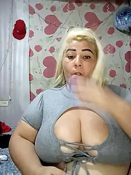 Webcam Model (BonniAdams)  is live.Free join now!