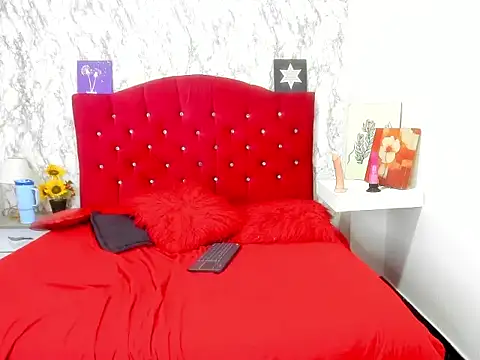 Alejandra_and_James_ live sex cam