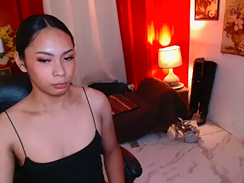 kylieEmparado webcam