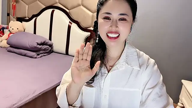 yaoyao22678 webcam