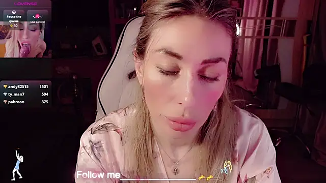 anniegold_ - AnnieGOld_'s free webcam - UK Sex Cams