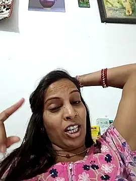 Sexy-Kavya2 webcam