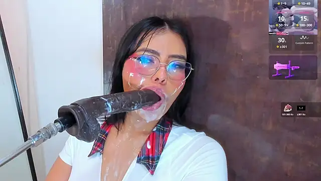 pocahontas_lantina webcam