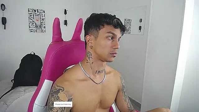 Leonard_Price webcam