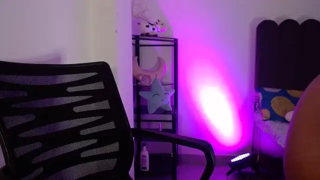 Snappy_girl live sex cam