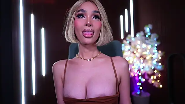 xxforyoureyesonlyxx webcam