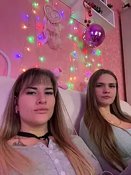 hotty_girls_here webcam