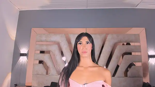 REINA_ADAHARA webcam