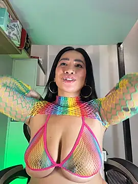 AsianMilfSheryl webcam