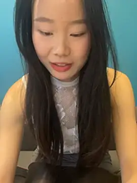 美女ZHJKS9988在线直播