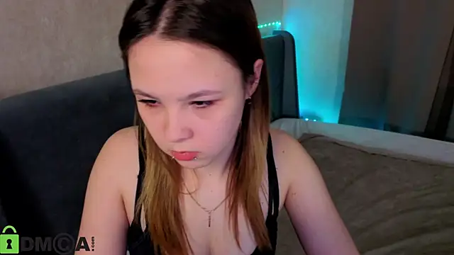 Lori_Bllossom webcam