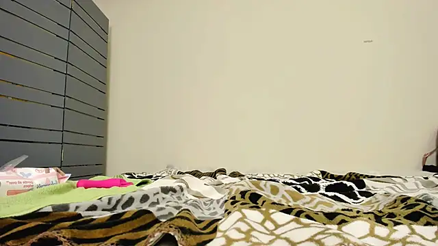 INDIANCREAM4U webcam