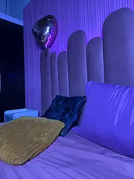 IamCharlottevega webcam