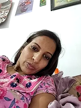 Sexy-Kavya2 webcam