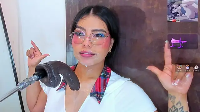 pocahontas_lantina webcam