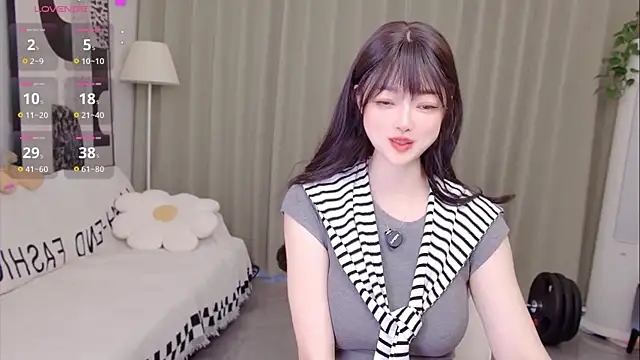 美女uikyy1在线直播