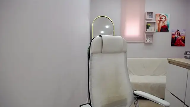 Milla_Cutie18 webcam