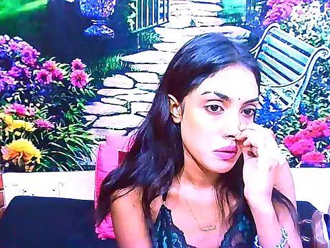 IndianPretty14u2Luv webcam