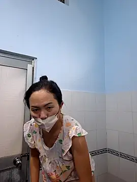 Baby-loveass69 webcam