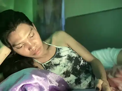 Yourgoddess_jayve webcam