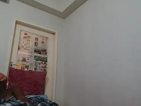 Kinkydarkberry webcam