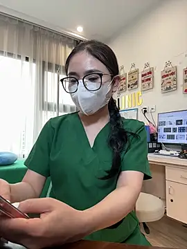 secretly_masturbating live sex cam